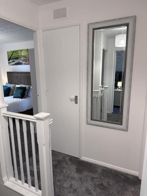 Villa Luxury 4 Bed House In Coventry Exterior foto
